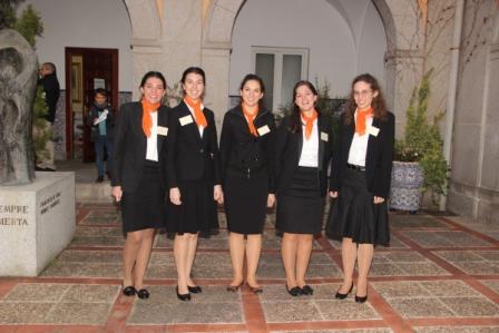 Foto de las voluntarias en el XI Encuentro FCSM, en marzo de 2016, que trató sobre el Libro "La Confesión" de Adrienne von Speyr